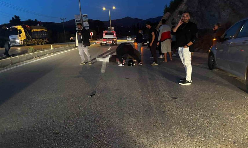 Akçaalan'da motosikletin çarptığı yaya kaldırıldığı hastanede yaşamını yitirdi
