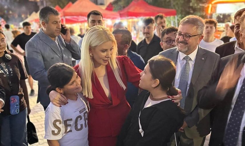 Altıntaş'ta zafer rüzgârı: 1. ZaferFest 2026 kortejle başladı
