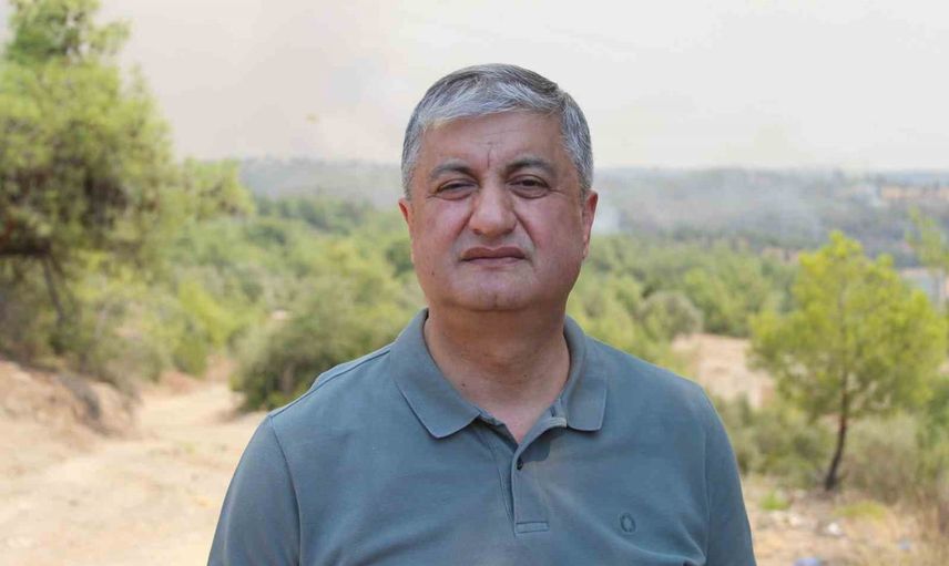 Adana'da rüzgarla yayılan yangında 835 kişi güvenli bölgelere taşındı