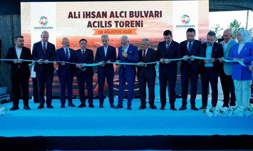Kayseri'ye nefes veren bulvar: Ali İhsan Alçı Bulvarı hizmete açıldı