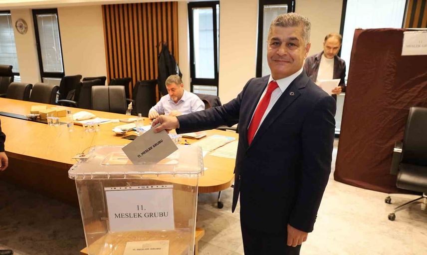 Bafra TSO'da üyeler kararı veriyor: 12 meslek grubunda mavi ve kırmızı liste karşı karşıya