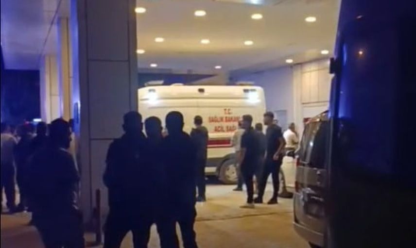 Sanayi sitesi yolunda tek araçlı kaza: Erciş'te sürücü ağır yaralandı