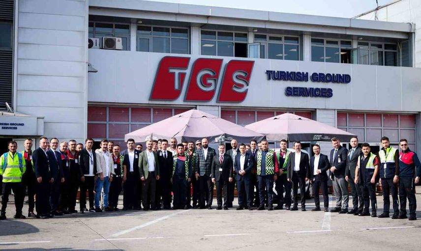 Ajet yaz trafiğinde saha ekiplerine teşekkür etti: zamanında kalkış yüzde 91'e ulaştı