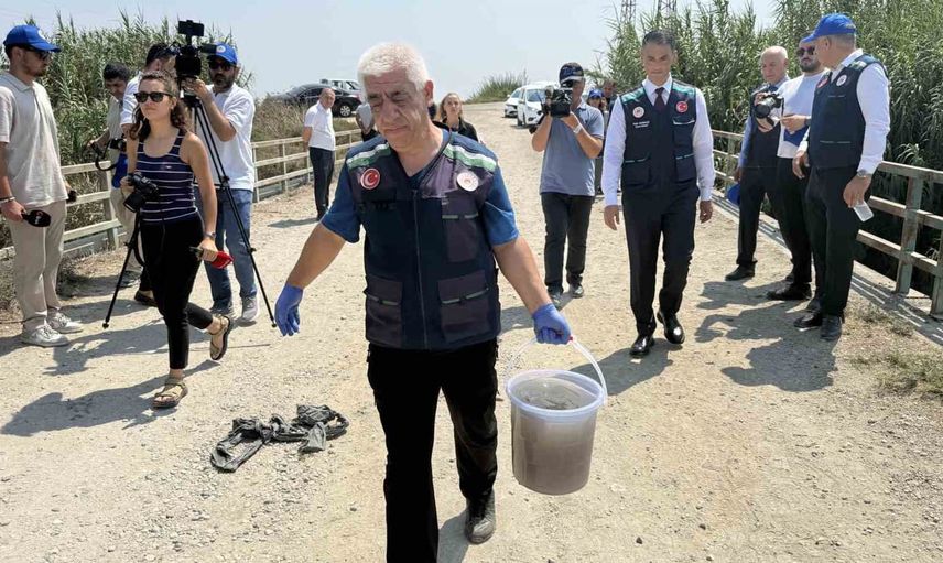 Kanallardan Akdeniz'e ilerleyen mikroplastikler tarım ve kıyıları tehdit ediyor