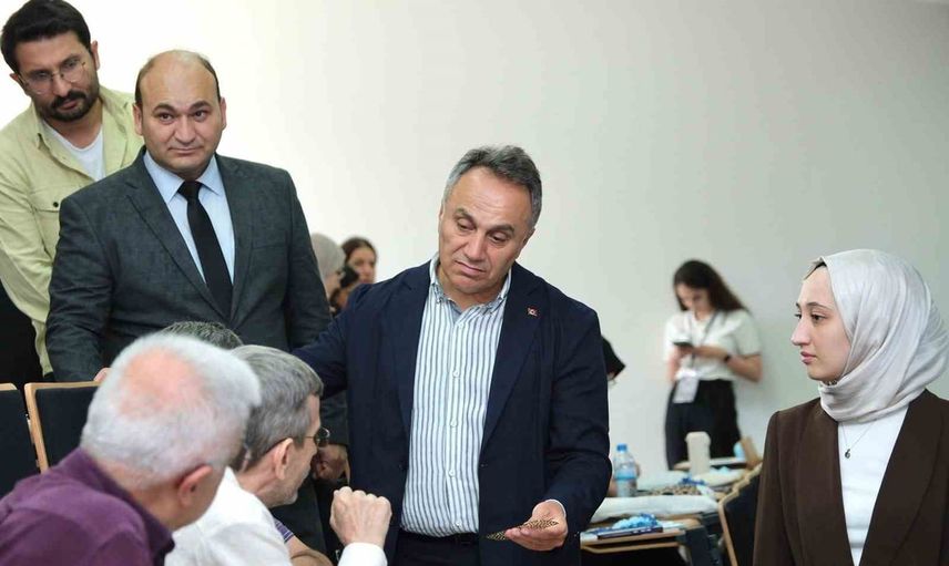 Tokat'ta geometrik desenlerle İslam sanatının yeni anlatımları