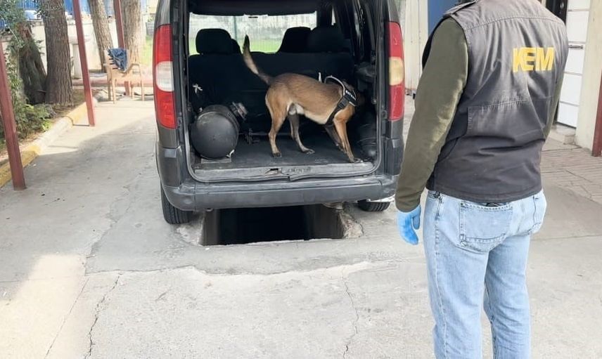 Benzine saklanan 5 kilo 200 gram metamfetaminle yakalanan iki kişi tutuklandı