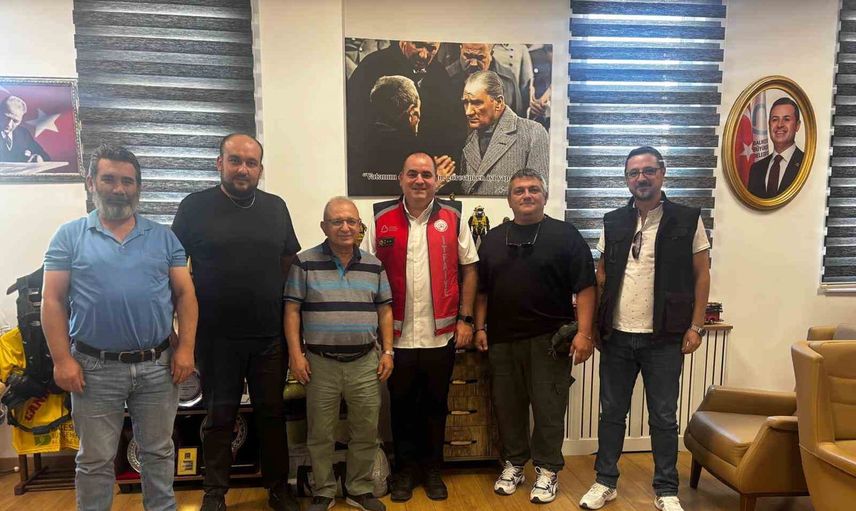 Gazetecilerin moral ziyareti: Nazım Ergelen’e geçmiş olsun dileği