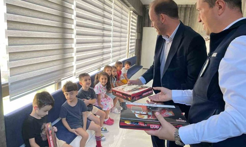 Minik zabıtalarla market denetiminde tüketici bilinci aşılandı