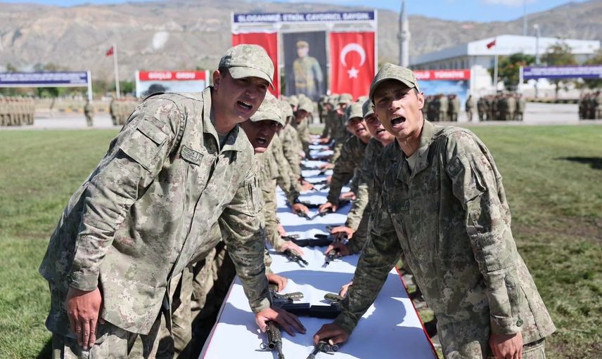 Erzincan'da bedelli askerler yemin ederek vatana ilk adımlarını attı