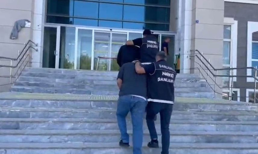 Şanlıurfa'da narkotik ekiplerinden iki ayrı baskın: 9 kilo 550 gram skunk ve 4 tutuklama