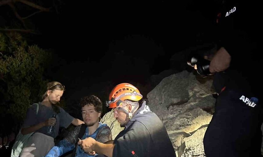Ormanda kaybolan Rus çift termal kameralı dronla kurtarıldı