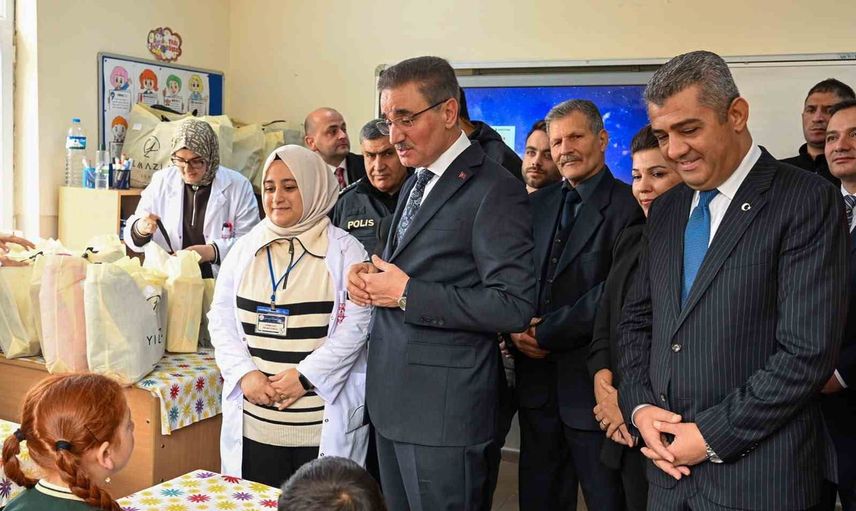 Şehit Ramazan Yıldız kütüphanesi açıldı, minik eller kışa hazırlanıyor