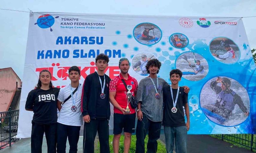 erzincanlı sporculardan akarsu slalomda dört derece