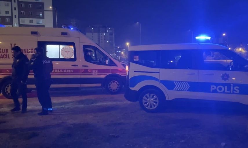 kayseri tacettinveli'de bıçaklı kavga: 15 yaşındaki çocuk ağır yaralandı