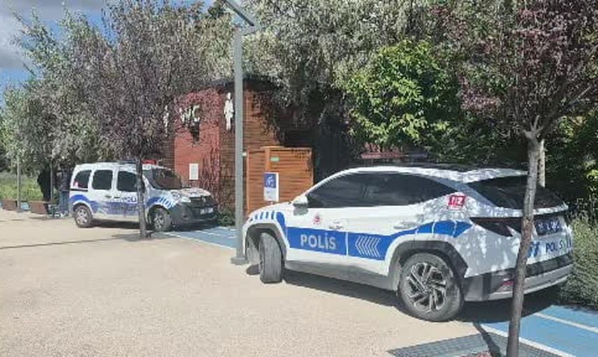 Millet bahçesinin tuvaletinde hayatını kaybetti: Eskişehir'de silahla vurulmuş erkek bulundu