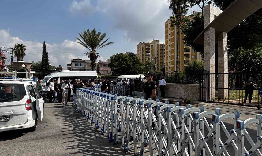 Yüreğir'de başkan vekilliği mahkeme kararıyla Tarık Özünal'a geçti, CHP itirazı sürdürüyor