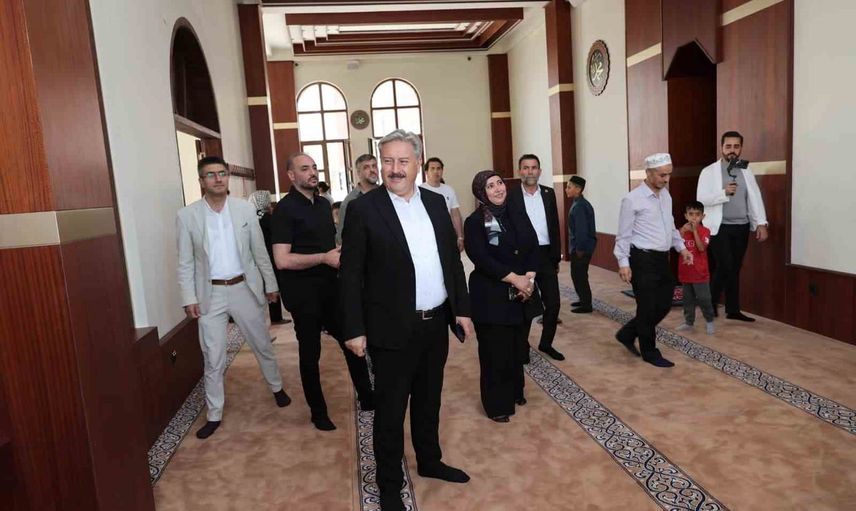 Selçuklu mahallesine butik mimaride Hayrat cami kazandırıldı
