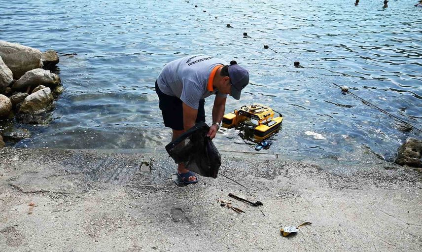 Kemer kıyılarında yeni nesil temizlik: Çöp Kapar göreve başladı