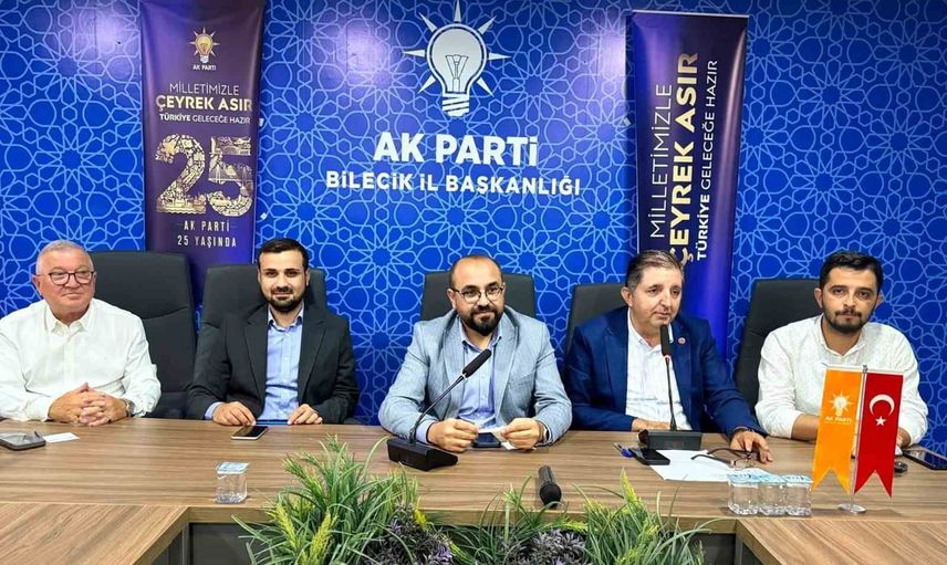 Bilecik'te AK Parti ilçe danışma toplantısı: sahada birlik, planlarda kararlılık