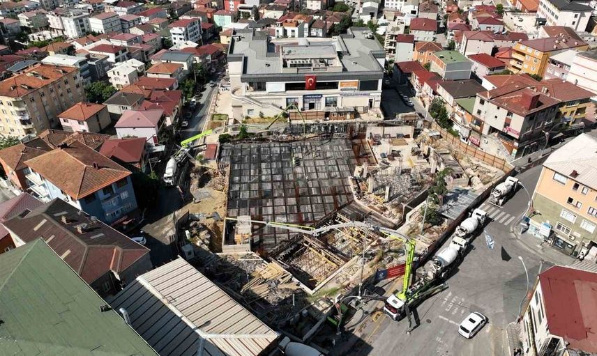 Dilovası kent meydanı'nda bodrum kat tamamlandı, proje hızla ilerliyor