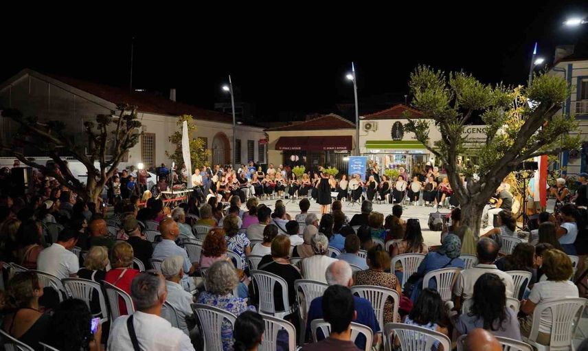 Tarihi gümrük meydanı Ayvalık'ta kültürün buluşma noktası