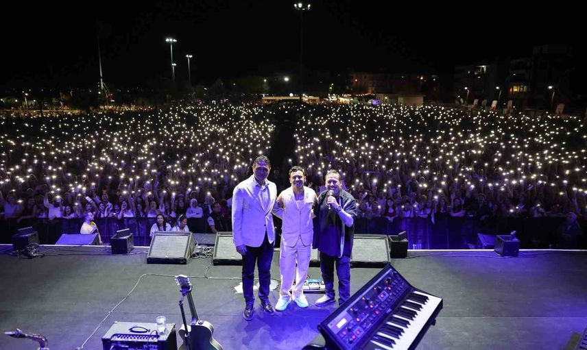 Aliağa’da sahne açıldı: sanat günlerinin ilk haftası dolu dolu geçti