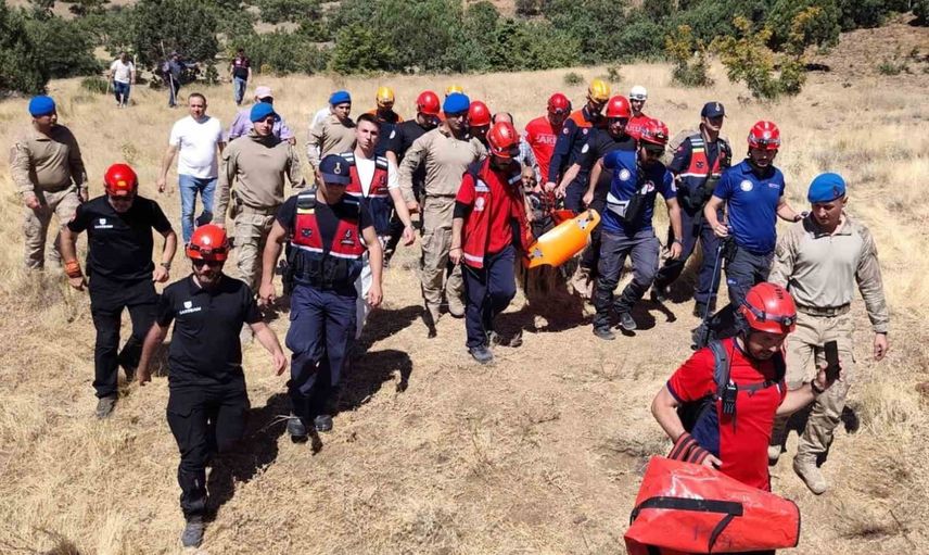 Mihalıççık'ta gece süren arama 177 kişiyi seferber etti, kayıp vatandaş sağ teslim edildi