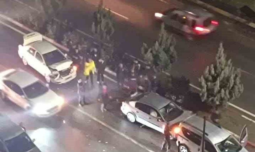 Siirt’te kaygan zemin zincirleme kazaya yol açtı: 2 kişi hafif yaralandı