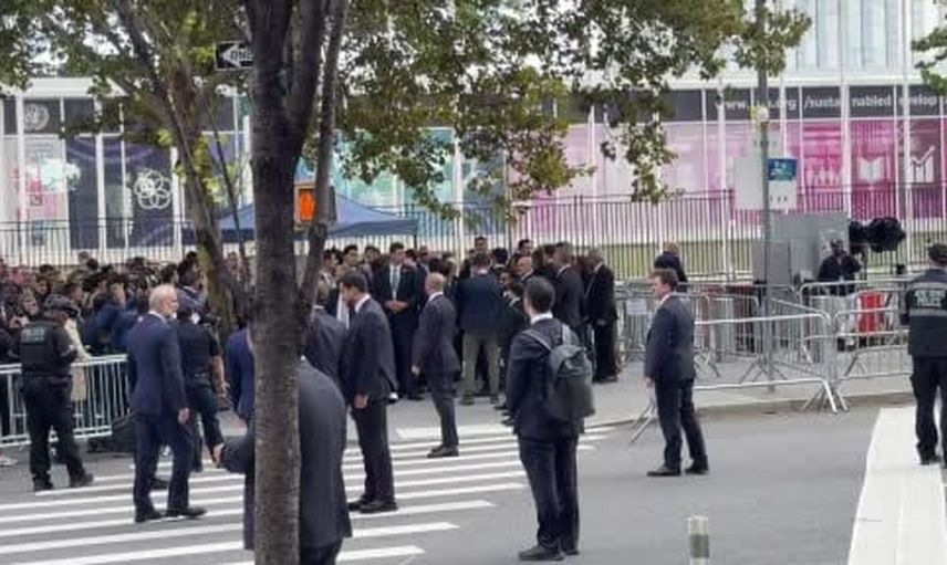 Erdoğan New York'ta Türkevi karşısındaki Taşkın pastanesinde vatandaşlarla sohbet etti