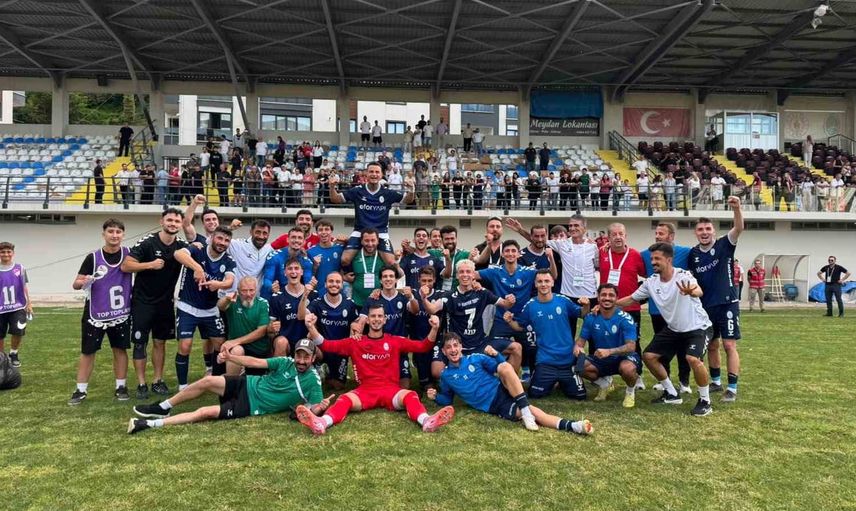 Pazarspor evinde farklı kazandı: İnkılap FSK'yi 4-1 mağlup etti