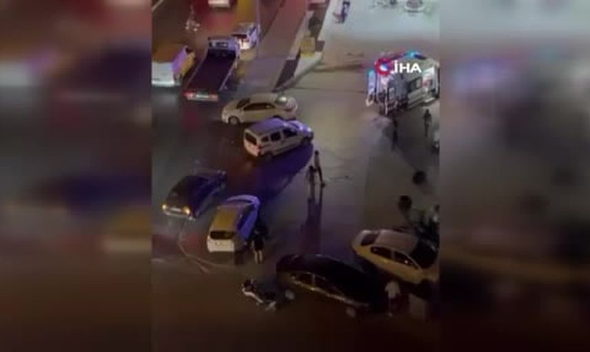 Durak kontrolden çatışmaya: Esenyurt'ta korsan taksici ve polis ağır yaralandı