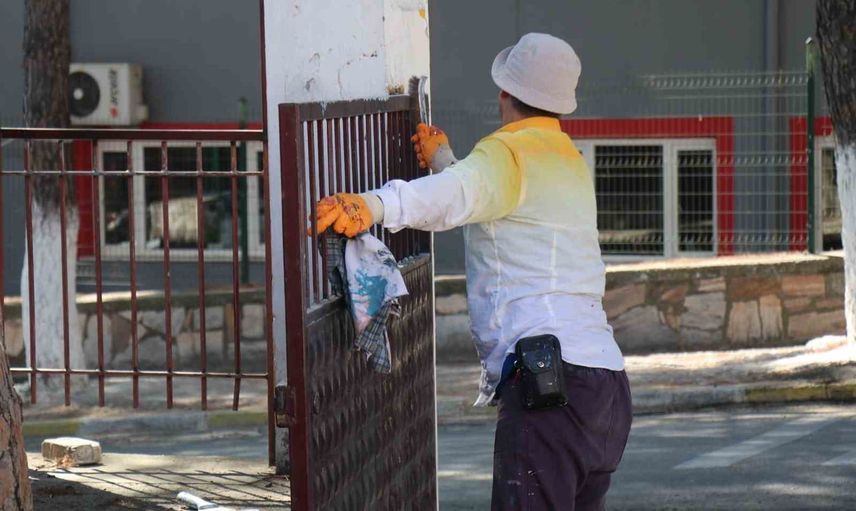 Okullarda kapsamlı bakım ve temizlik çalışmaları Bozdoğan Belediyesi ile sürüyor