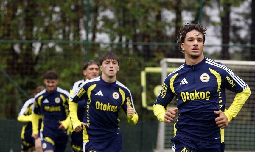 Fenerbahçe milli arada çift seansla tempoyu koruyor
