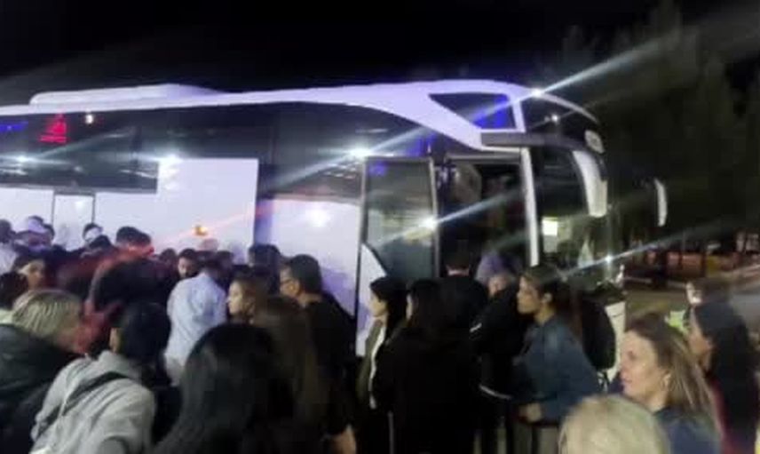 Ankara-Şanlıurfa seferini yapan uçak not ihbarı üzerine güvenli şekilde indi