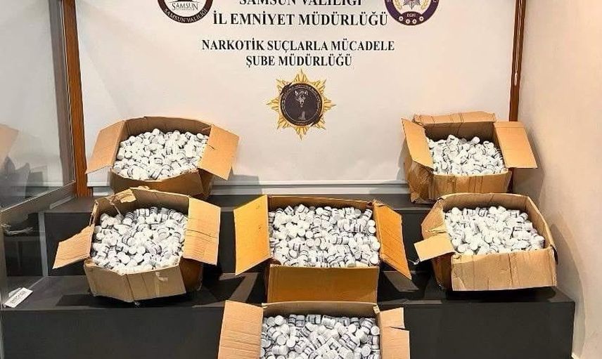 Samsun'da büyük uyuşturucu operasyonu: 273 bin 300 hap ele geçirildi