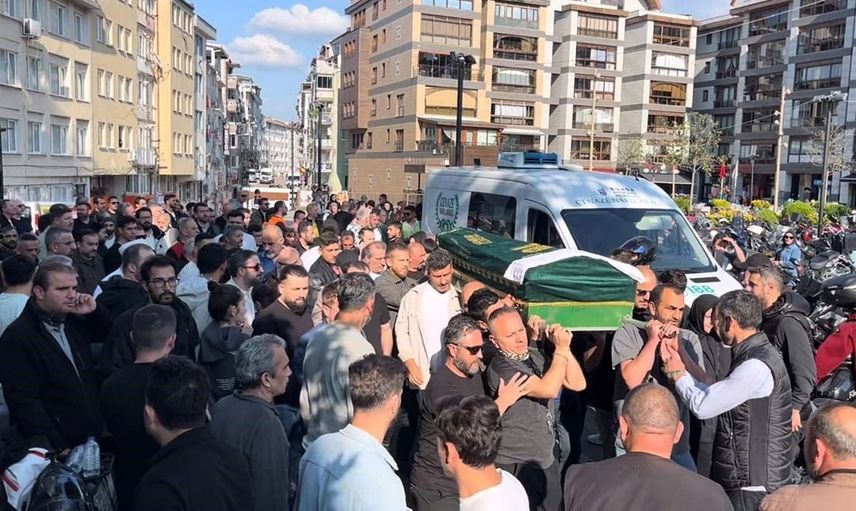 güvenlik kamerası kaydetti: tünelde karşı şeride çıkan araç motosiklete çarptı