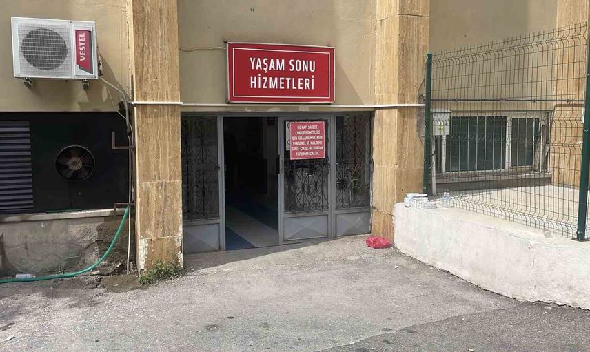 Sivas'ta kene ısırığı sonucu 63 yaşındaki Bekir Selvi yaşamını yitirdi