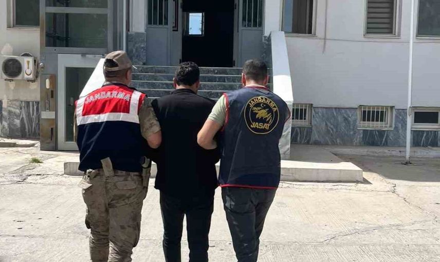 Birecik operasyonunda uyuşturucu ticaretinden hükümlü yakalandı