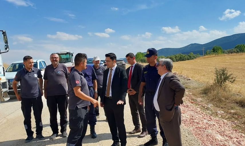 Kaymakam Karahan köy ziyaretlerinde yol ve talepleri yerinde değerlendirdi