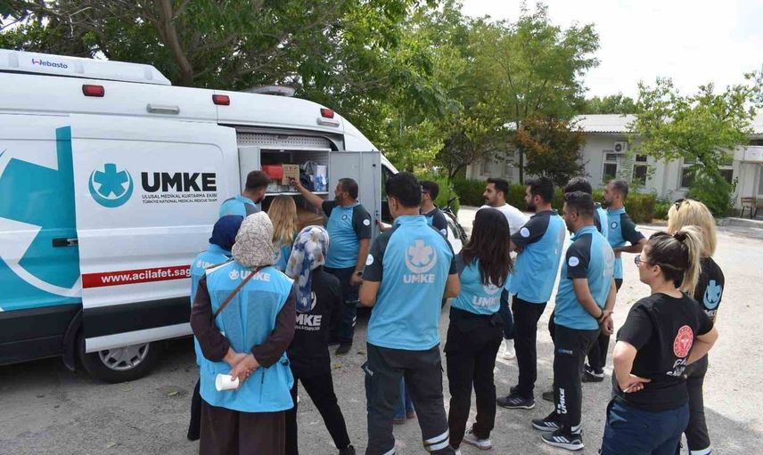 Sahada hazırlık: UMKE Elazığ'da acil müdahale ünitelerinin kurulumu ve işletilmesini eğitti