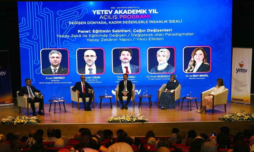 YETEV kadim değerlerle yapay zekâ çağını eğitimin merkezinde karşıladı