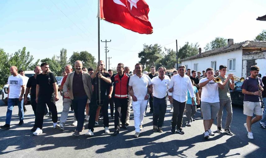 İvrindi'de Kocaeli mahallesine altyapı ve sıcak asfaltla yeni ulaşım konforu