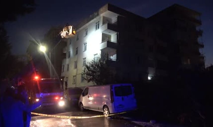 Çökmenin gölgesinde tahliye çalışmaları Maltepe'de sürüyor