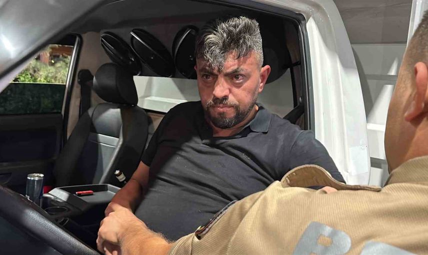 Direksiyonda sızan sürücü ambulans önünde posla yakıt bedelini tahsil etmeye çalıştı