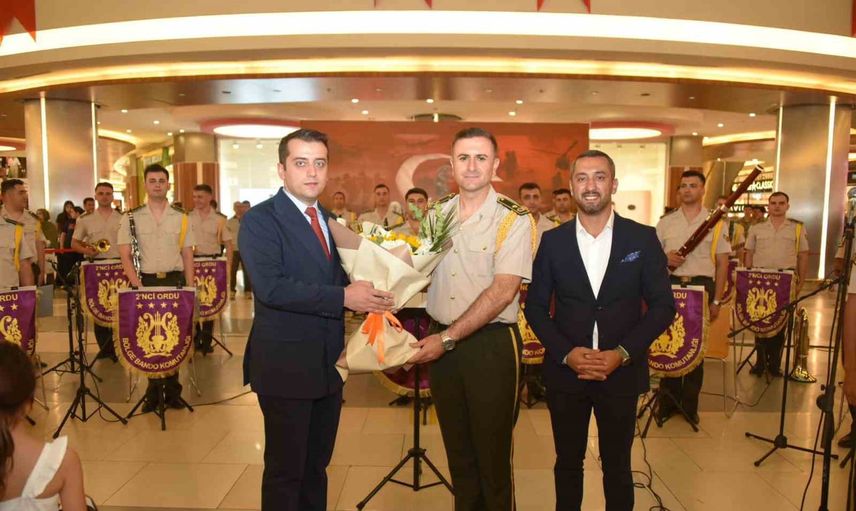 Malatya Park'ta 30 Ağustos coşkusu bando konseriyle yaşandı