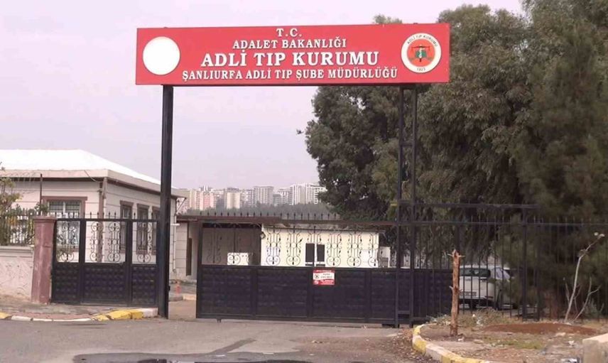 Şanlıurfa'da lastik patlaması sonrası arkadan çarpışma: bir kişi yaşamını yitirdi