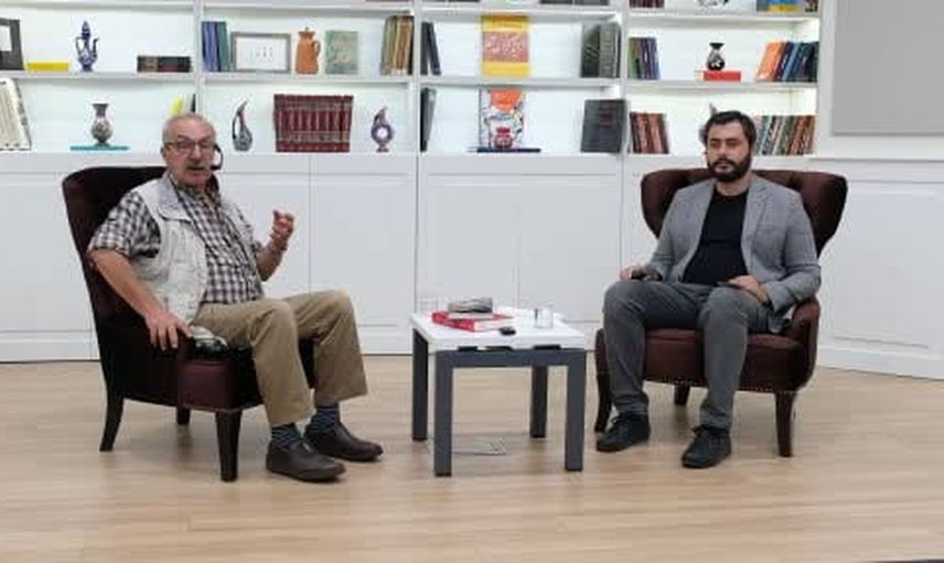 Esenyurt'ta renkli sırlarda ebru konuşuldu