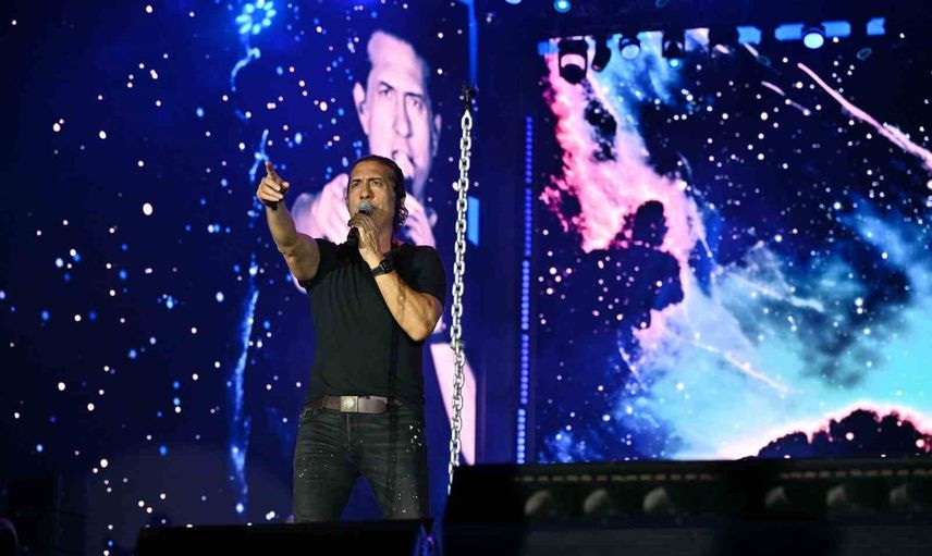 Kıraç Ordu'da rock ile Anadolu ezgilerini buluşturdu