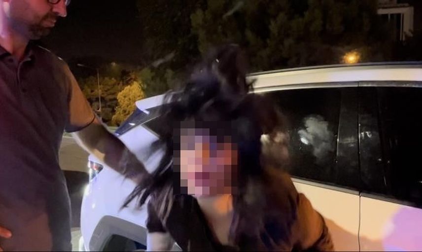 Ters yolda başlayan arbede: gazetecilere tüküren sürücü adliyeye sevk edildi