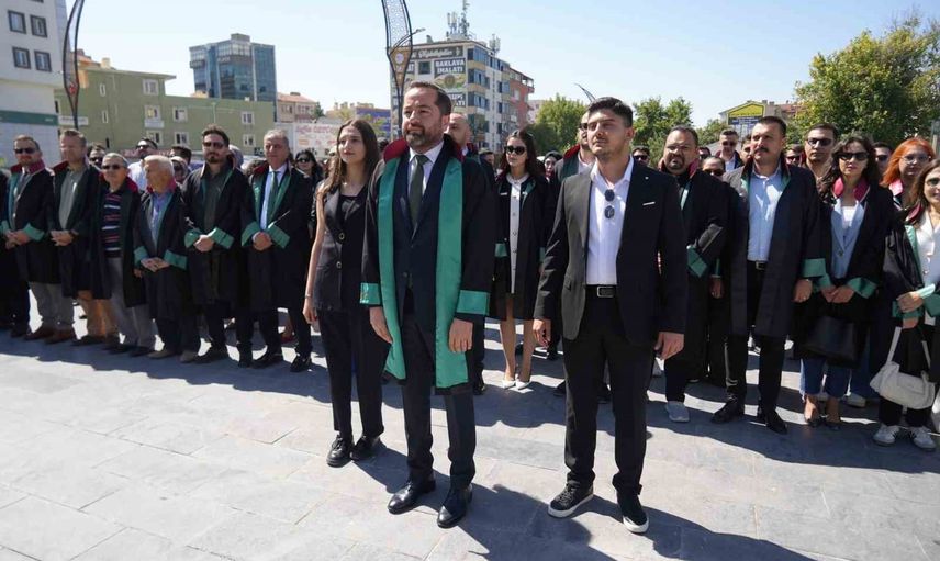 Avukatlar adalet zincirinin vazgeçilmez halkası